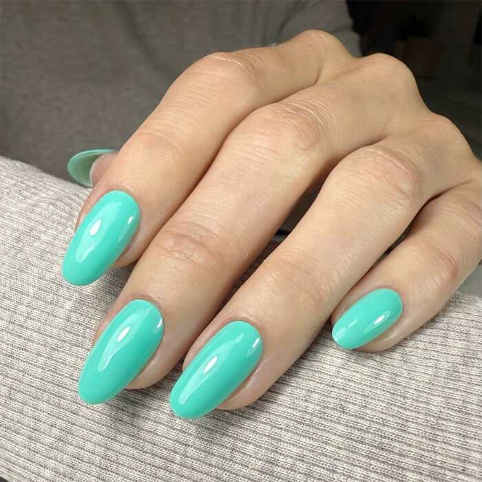 @samznails_