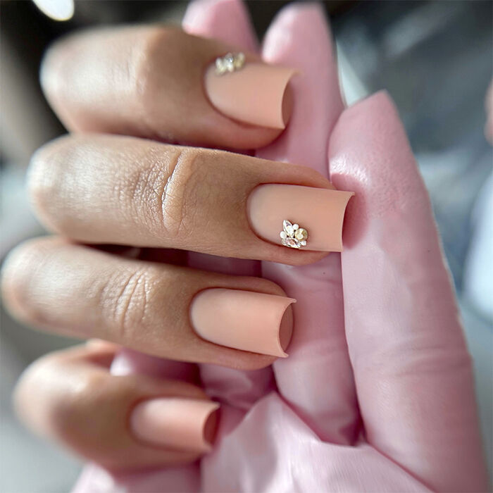 @izabela.nailtrainer