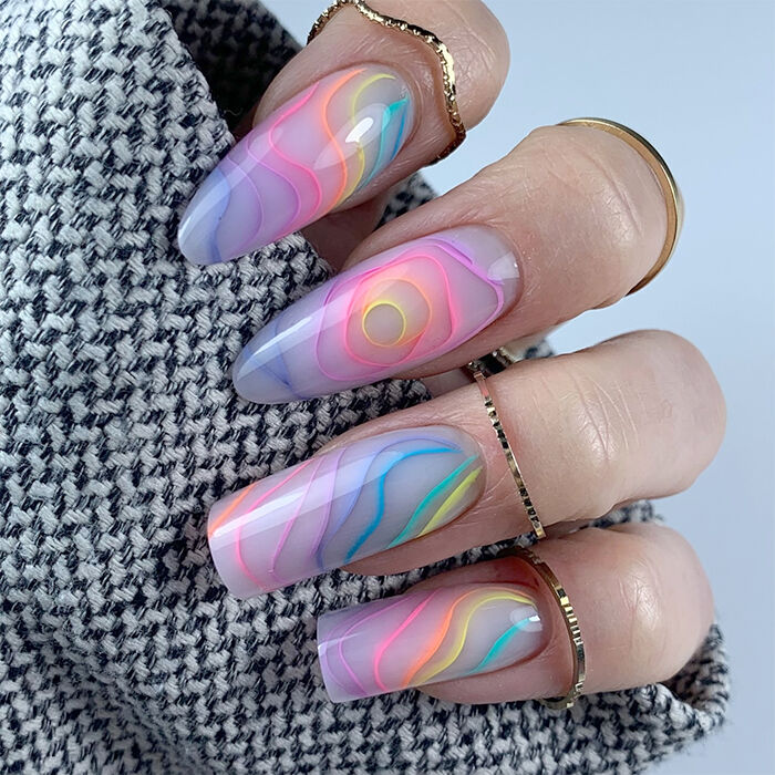 @monika_szurmiej_nail_educator