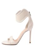Кожаные босоножки Lucrezia 105 Gianvito Rossi G61705.15RIC.NUI0FFW фото 4