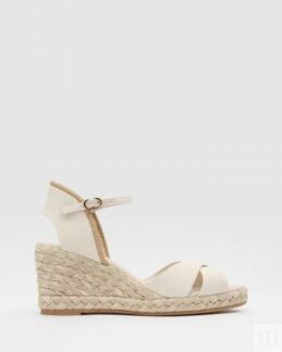 Босоножки Stuart Weitzman SK886