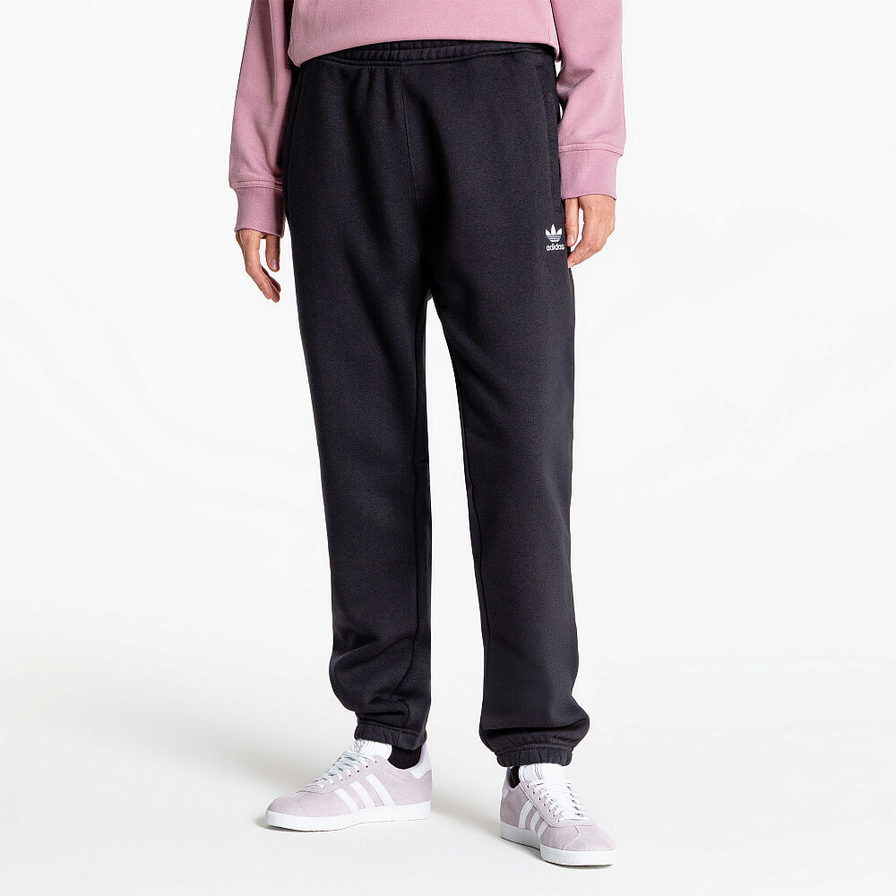 Мужские брюки adidas Essential IY7361-S фото 1