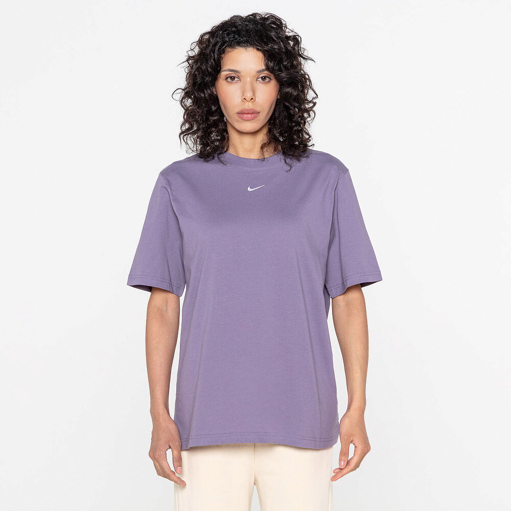 Женская футболка Nike Sportswear Essential FD4149-509-S фото 1