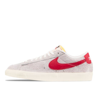 Женские кроссовки Nike Blazer Low 77 Vintage