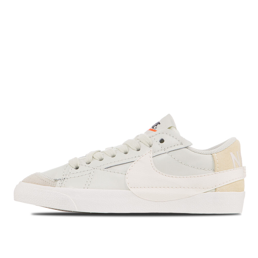 Женские кроссовки Nike Blazer Low ’77 Jumbo DQ1470-004-9 фото 1
