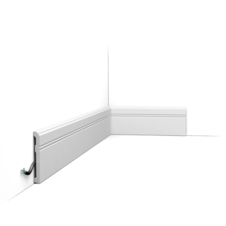 Плинтус напольный Orac SX105
