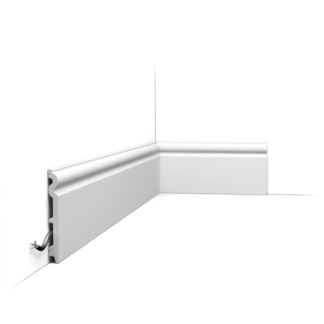 Плинтус напольный Orac SX138