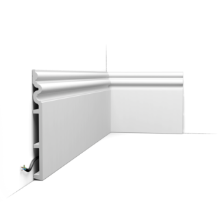 Плинтус напольный Orac SX193