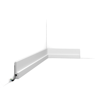 Плинтус напольный Orac PX198