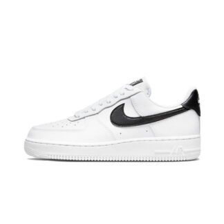 Женские кроссовки Nike AIR FORCE 1 '07 REC